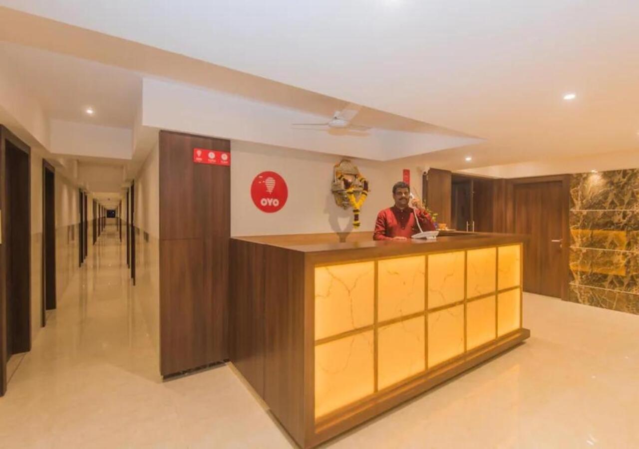Hotel Mourya Residency Navi Mumbai Exterior foto